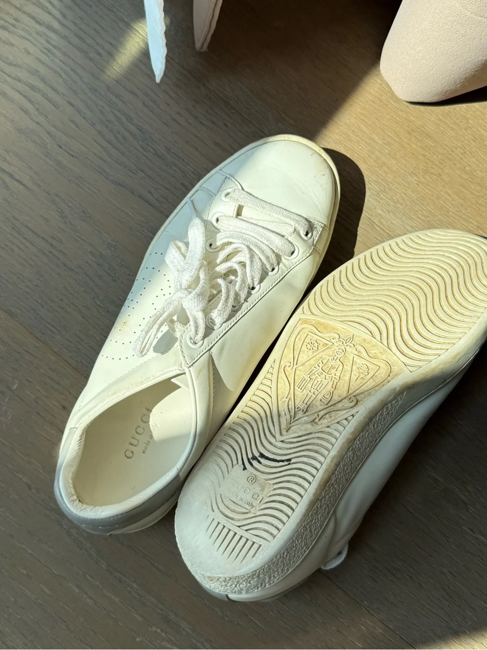Gucci Off-White Leather Sneakers